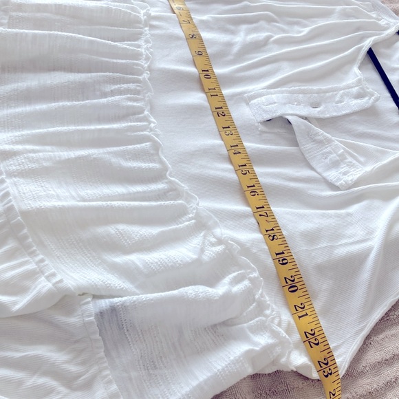 POL flirty Tank  size M. White tiered ruffled button Top - Picture 5 of 6